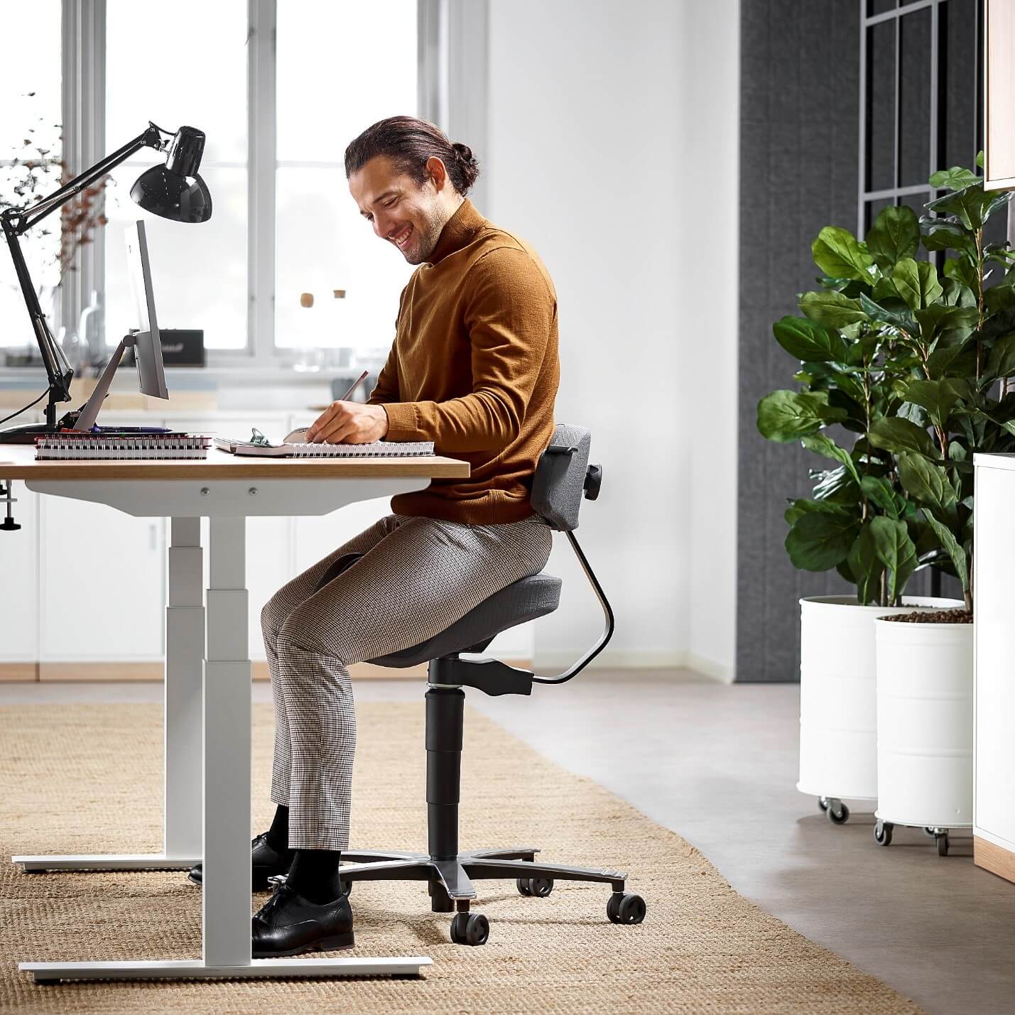 تابوره فوق حرفه ای الگانسی آرگونومیک