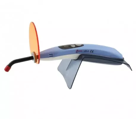 لایت کیور دندانپزشکی وودپیکر WoodPecker مدل LED-D لایت کیور دندانپزشکی وودپیکر WoodPecker مدل LED-D